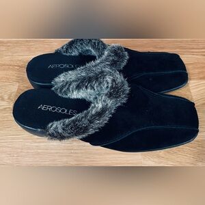 NWOT Aerosoles Black Suede Faux Fur Women's Slippers